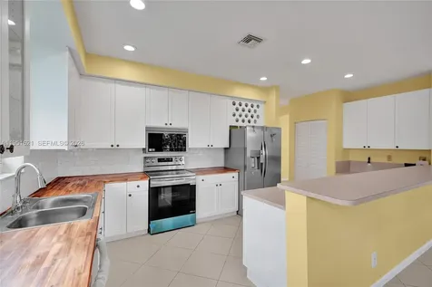 751 SW 191st Avenue Pembroke Pines FL 33029