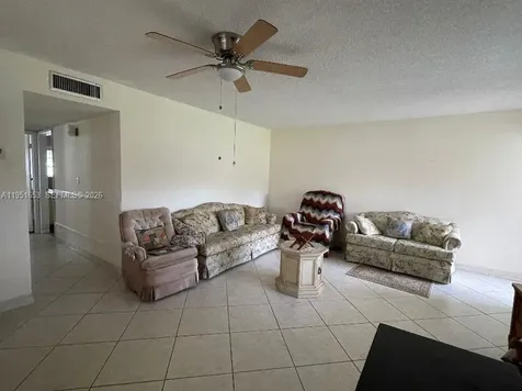 5300 Washington Street Hollywood FL 33021