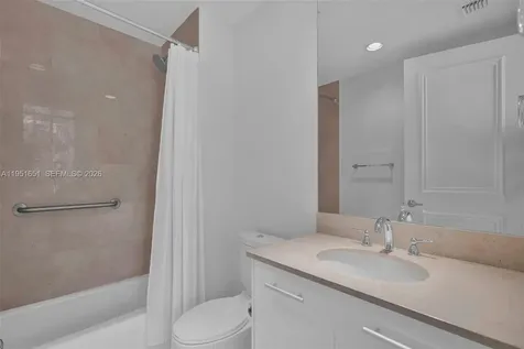 2711 S Ocean Drive Hollywood FL 33019