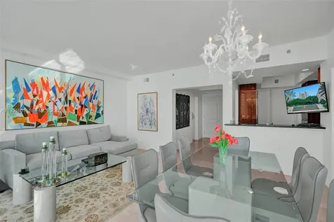 2711 S Ocean Drive Hollywood FL 33019