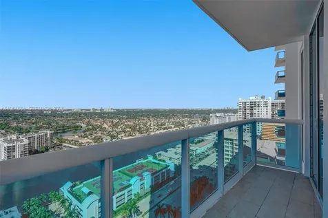 2711 S Ocean Drive Hollywood FL 33019