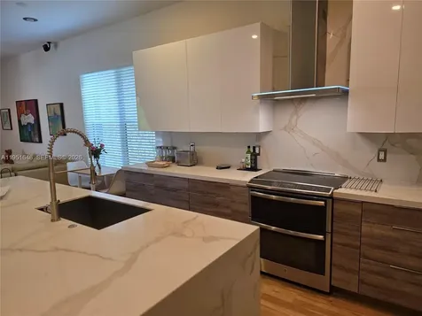 1905 Harbor View Circle Weston FL 33327