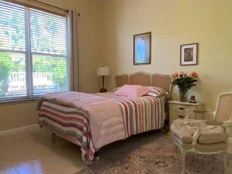 1905 Harbor View Circle Weston FL 33327