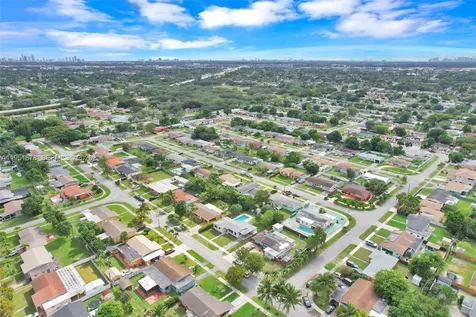 1830 NW 190th Terrace Miami Gardens FL 33056