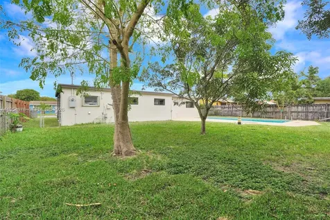 1830 NW 190th Terrace Miami Gardens FL 33056
