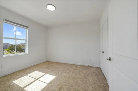 767 SE 18th Street Homestead FL 33034