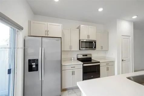 767 SE 18th Street Homestead FL 33034