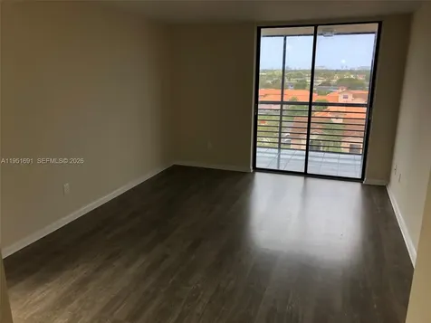 20840 San Simeon Way Miami FL 33179
