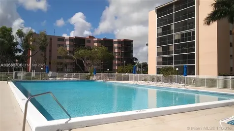 20840 San Simeon Way Miami FL 33179