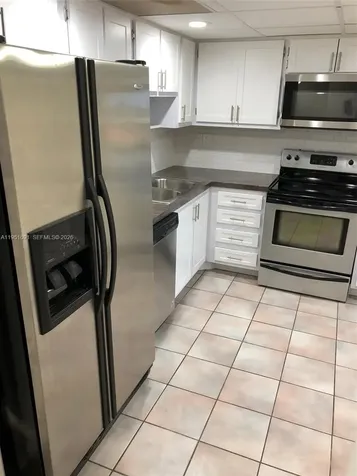 20840 San Simeon Way Miami FL 33179