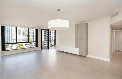 520 Brickell Key Drive Miami FL 33131