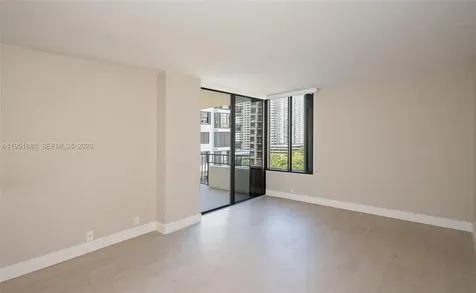 520 Brickell Key Drive Miami FL 33131