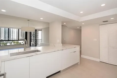 520 Brickell Key Drive Miami FL 33131
