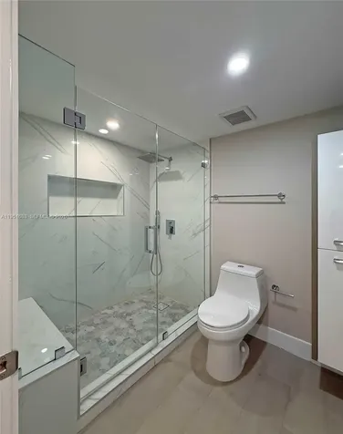 520 Brickell Key Drive Miami FL 33131