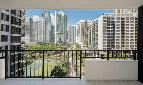 520 Brickell Key Drive Miami FL 33131