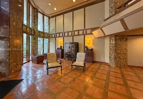 520 Brickell Key Drive Miami FL 33131