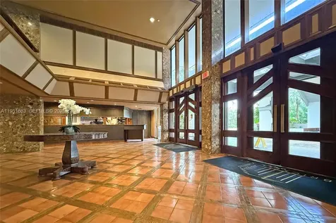 520 Brickell Key Drive Miami FL 33131