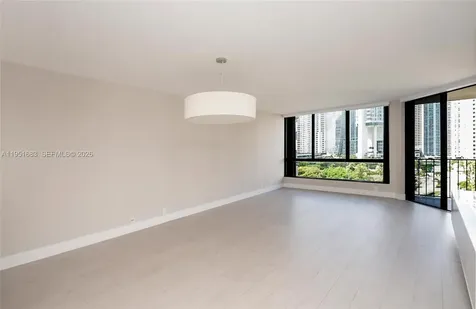 520 Brickell Key Drive Miami FL 33131