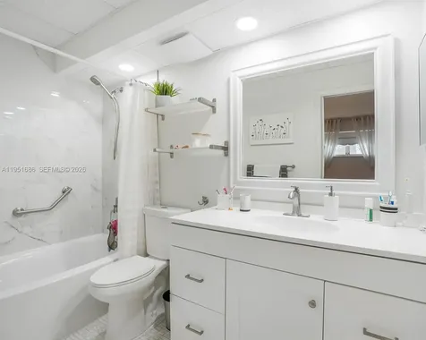 3531 Inverrary Drive Lauderhill FL 33319