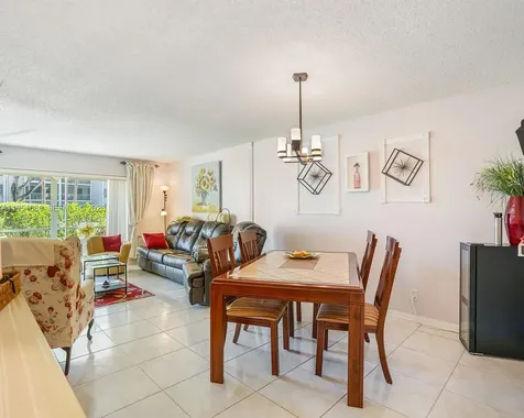 3531 Inverrary Drive Lauderhill FL 33319