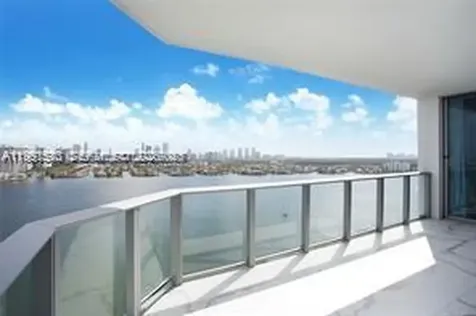 17301 Biscayne Boulevard North Miami Beach FL 33160