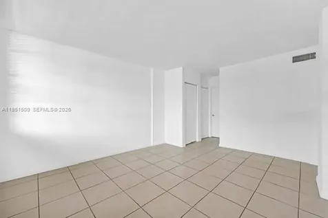 2175 NE 170th Street North Miami Beach FL 33162