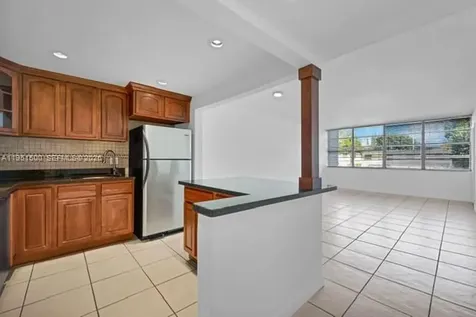2175 NE 170th Street North Miami Beach FL 33162