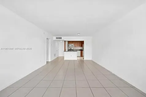 2175 NE 170th Street North Miami Beach FL 33162
