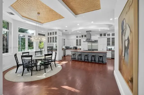 101 Holly Lane Plantation FL 33317