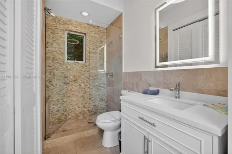 101 Holly Lane Plantation FL 33317