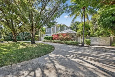 101 Holly Lane Plantation FL 33317