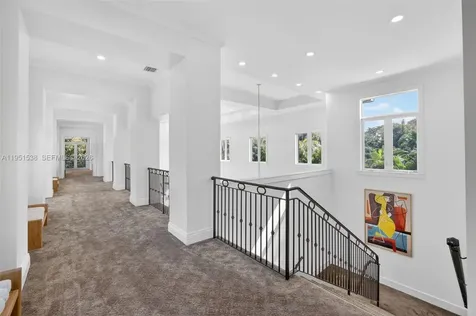 101 Holly Lane Plantation FL 33317
