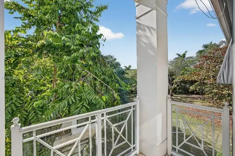 101 Holly Lane Plantation FL 33317