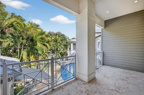 101 Holly Lane Plantation FL 33317
