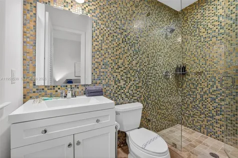 101 Holly Lane Plantation FL 33317