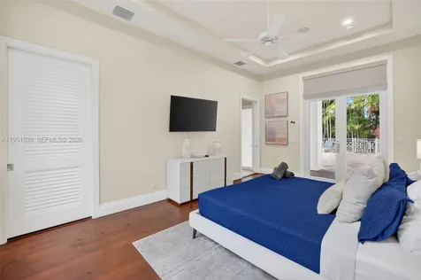 101 Holly Lane Plantation FL 33317