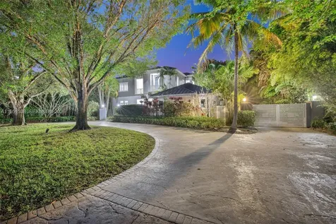 101 Holly Lane Plantation FL 33317