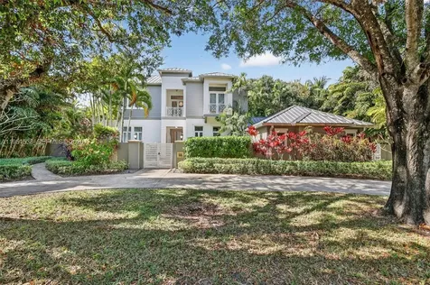 101 Holly Lane Plantation FL 33317