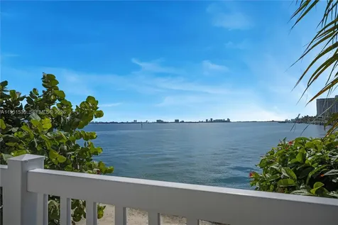 11111 Biscayne Boulevard Miami FL 33181