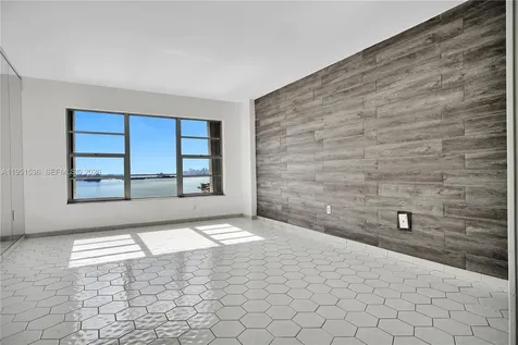 11111 Biscayne Boulevard Miami FL 33181