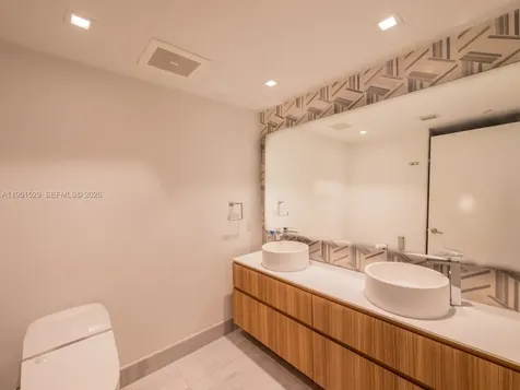 465 Brickell Avenue Miami FL 33131