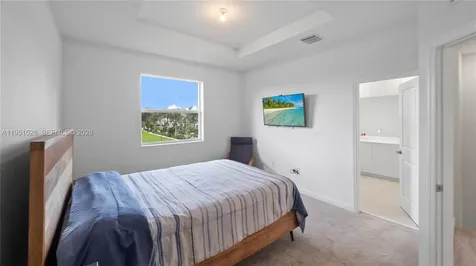 5544 NW 27th Place Lauderhill FL 33313