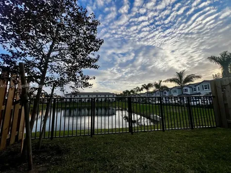 5544 NW 27th Place Lauderhill FL 33313