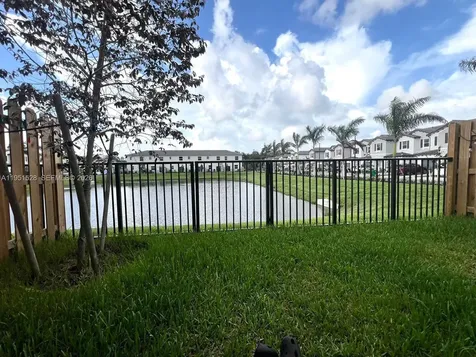 5544 NW 27th Place Lauderhill FL 33313
