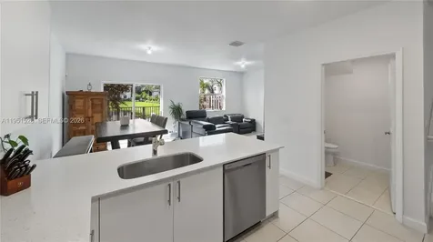 5544 NW 27th Place Lauderhill FL 33313