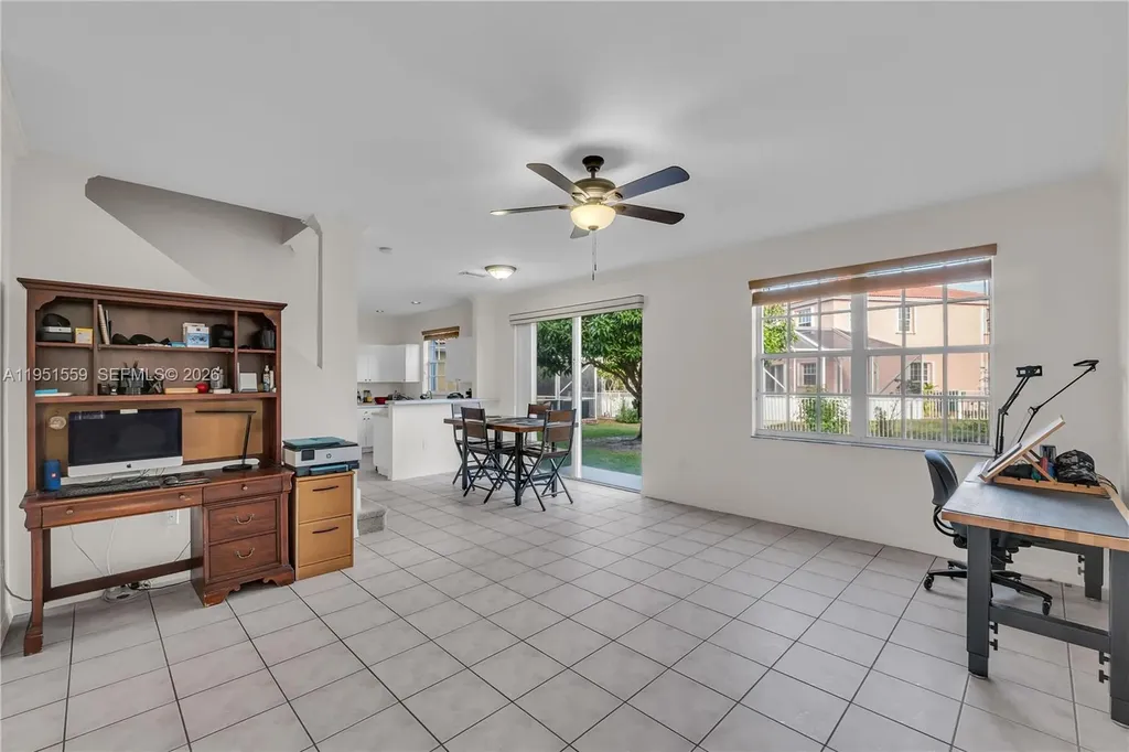 5323 NW 125th Avenue Coral Springs FL 33076
