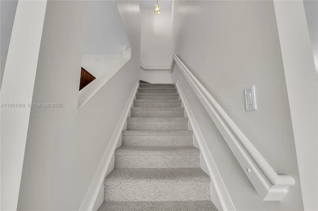 5323 NW 125th Avenue Coral Springs FL 33076