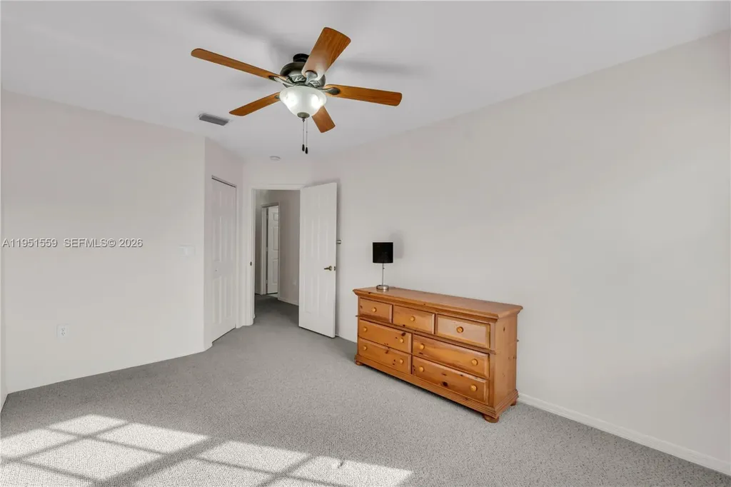 5323 NW 125th Avenue Coral Springs FL 33076