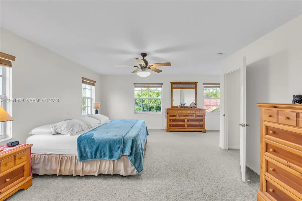 5323 NW 125th Avenue Coral Springs FL 33076