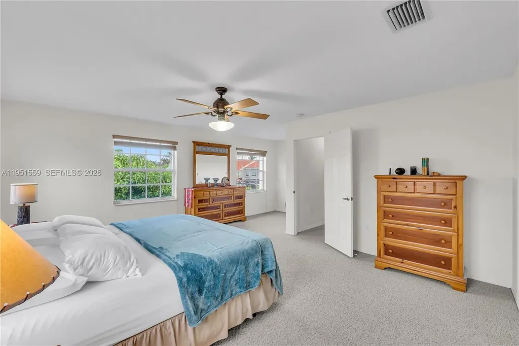 5323 NW 125th Avenue Coral Springs FL 33076